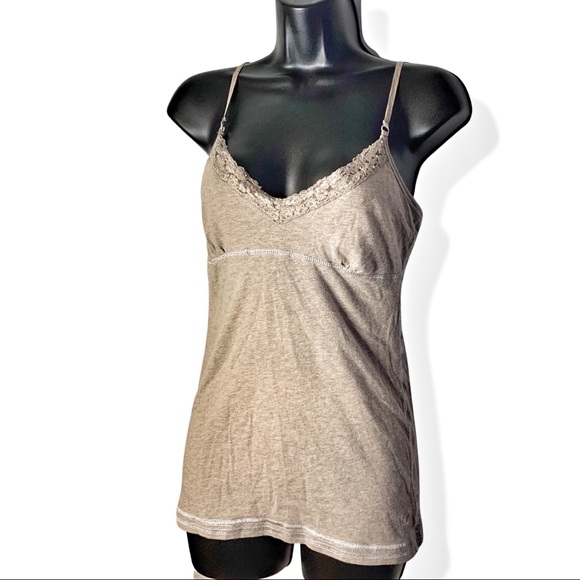 Size M brown American eagle lace pearl eyelit tank
